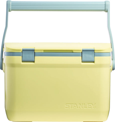 Stanley Adventure Outdoor-Kühlbox 15,1l – 36 Stunden eiskalt – doppelwandige isolierte Kühlbox – BPA-frei – Deckel fungiert auch als Sitzgelegenheit – Camping-Kühlbox – wasserdicht – grün