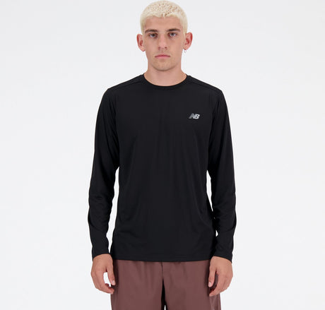 New balance sport essential long sleeve heren sporttrui - black