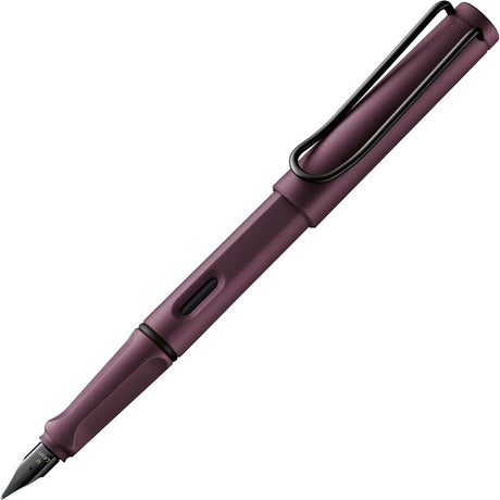 Lamy Safari Scarlet Füllfederhalter | ergonomischer Griff | polierte Stahlfeder f | robustes ASA-Kunststoffgehäuse | inklusive blauer T-10-Tintenpatrone | Rechtshänder