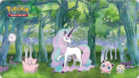 Ultrapro Spielmatte „Pokemon Gallery Series Enchanted Glade“.