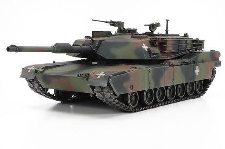 Tamiya Militärfahrzeug-Modellbausatz – 25216 USA Panzer M1A1 Abrams – ukrainischer Kunststoff – 1:35 – Modellbau