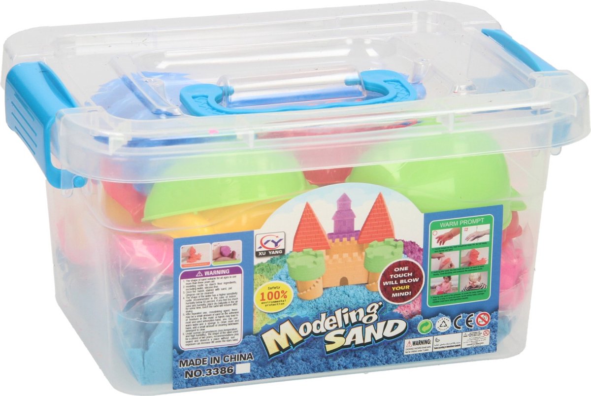 Spielen Sie Sandfrüchte in der Aufbewahrungsbox