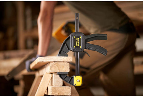 Stanley Handwerkzeuge Fatmax 4 Stück Klebeklemmen Promo-Pack FMHT0-83243 = 2x FMHT0-83232 + FMHT0-83235 - FMHT0-83243