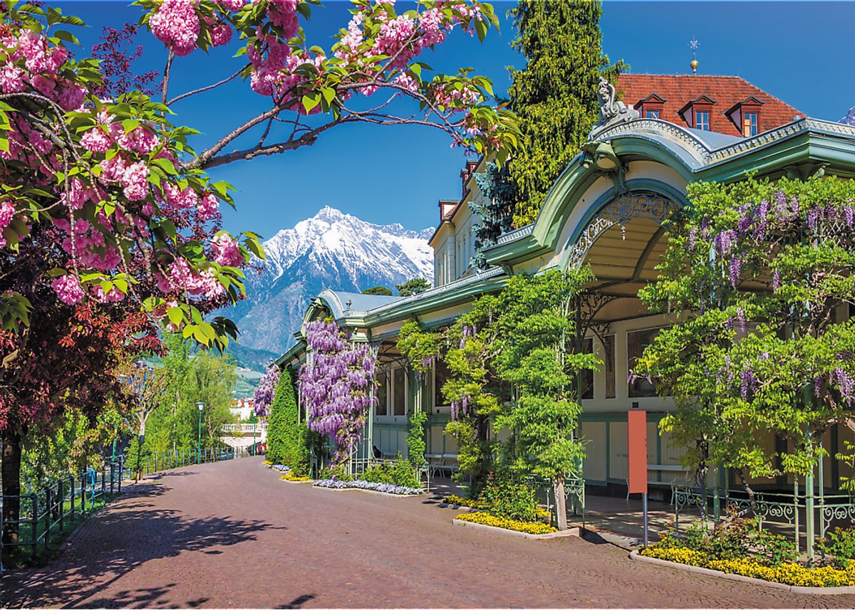 Trefl Puzzle Meran Italien - 2000 Teile Puzzle Landschaft.
