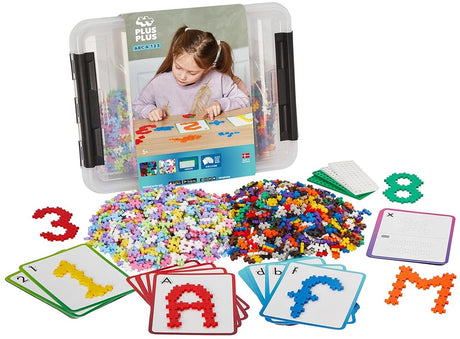Plus-Plus Basic Aufbewahrungsbox ABC 123 Baukasten – 3923 – Konstruktionsspielzeug – Konstruktionsspielzeug – Set mit 2000 Bausteinen – ab 5 Jahren