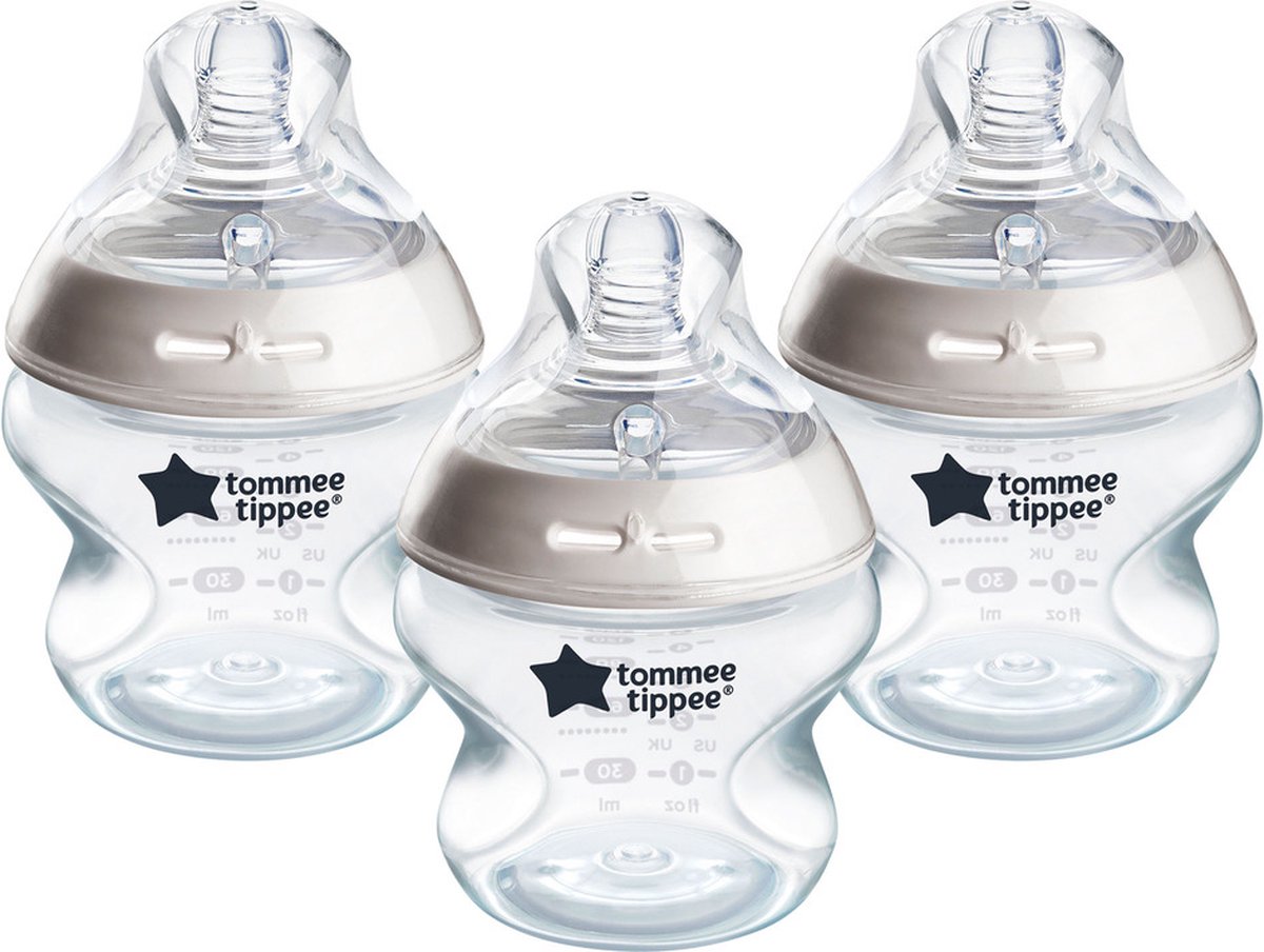 Tommee Tippee Natural Start Babyflaschen, 0 Monate+, Babyflaschen-Set mit 3 Stück, 150 ml, brustförmiger Sauger für natürliches Saugen, niedrige Durchflussrate, selbststerilisierend und BPA-frei, unverzichtbare Babynahrung