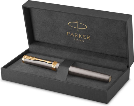 Parker Ingenuity Füllfederhalter | graue Farbe mit goldenen Details | feine Edelstahlfeder mit goldener PVD-Beschichtung | schwarze und blaue Tintenminen | Geschenkverpackung