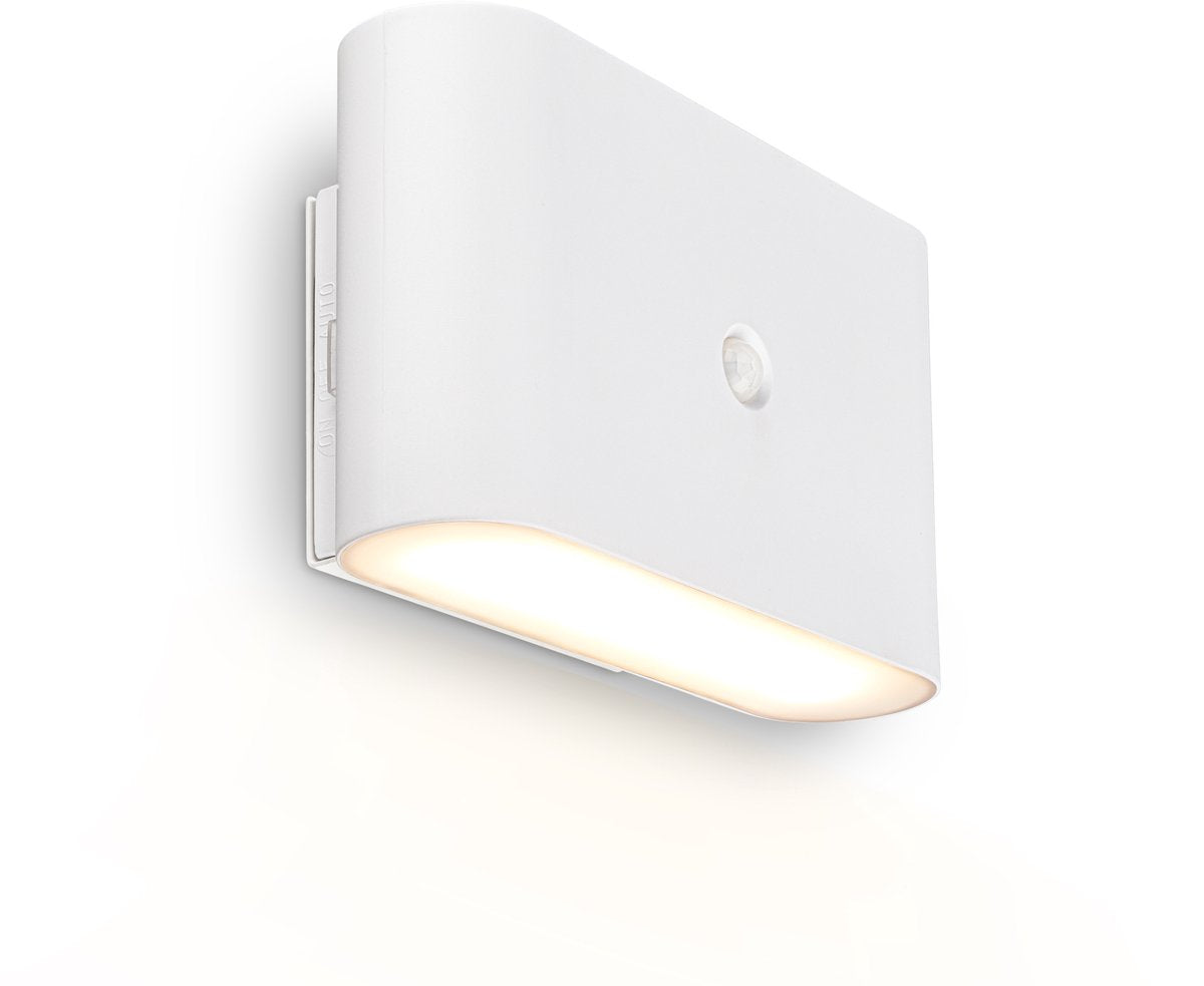 Briloner chet – wiederaufladbare LED-Wandleuchte – ohne Bohren – mit Bewegungssensor – warmweißes Licht – mit Klebepad – weiß – 16 x 9,5 x 6,5 cm