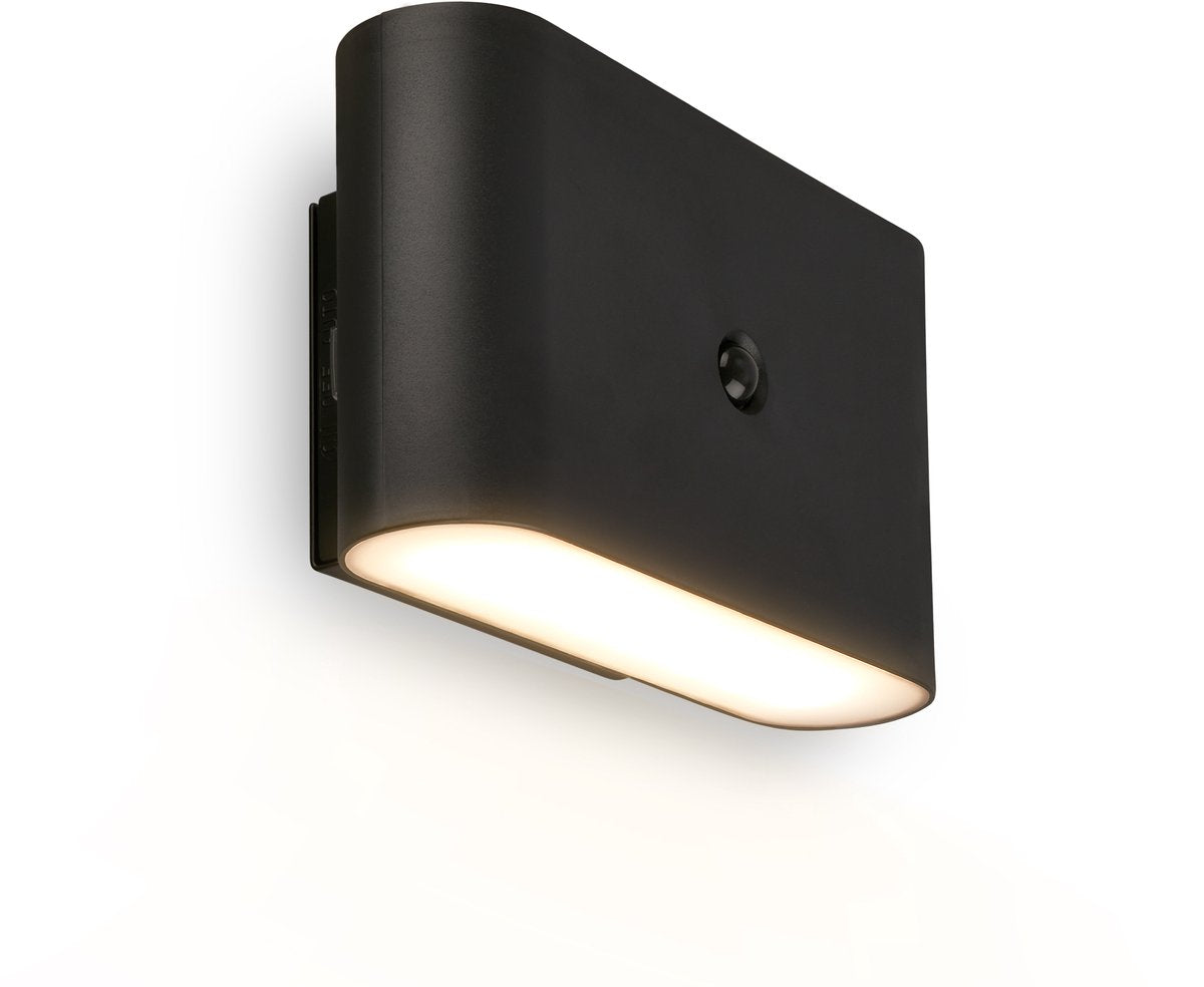 Briloner Chet – wiederaufladbare LED-Wandleuchte – ohne Bohren – mit Bewegungssensor – warmweißes Licht – mit Klebepad – schwarz – 16 x 9,5 x 6,5 cm