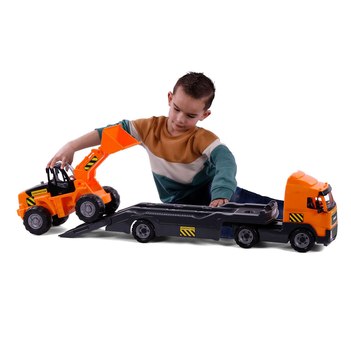 Cavallino Truck mit Anhänger, Skala 1:16