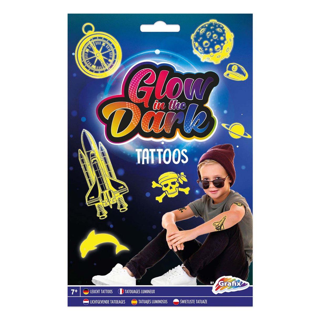 Kreative Bastelgruppe, im Dunkeln leuchtende Tattoos – blau