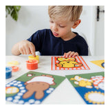 Kreative Bastelgruppe kreativ mit Fingerfarbe Miffy