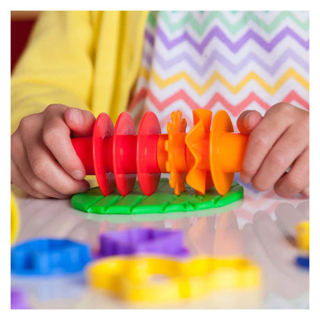 Hasbro Play-Doh-Werkzeugset mit +30 Teilen und 10 Tontöpfen