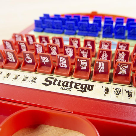 Kompaktes Reisespiel Jumbo Stratego