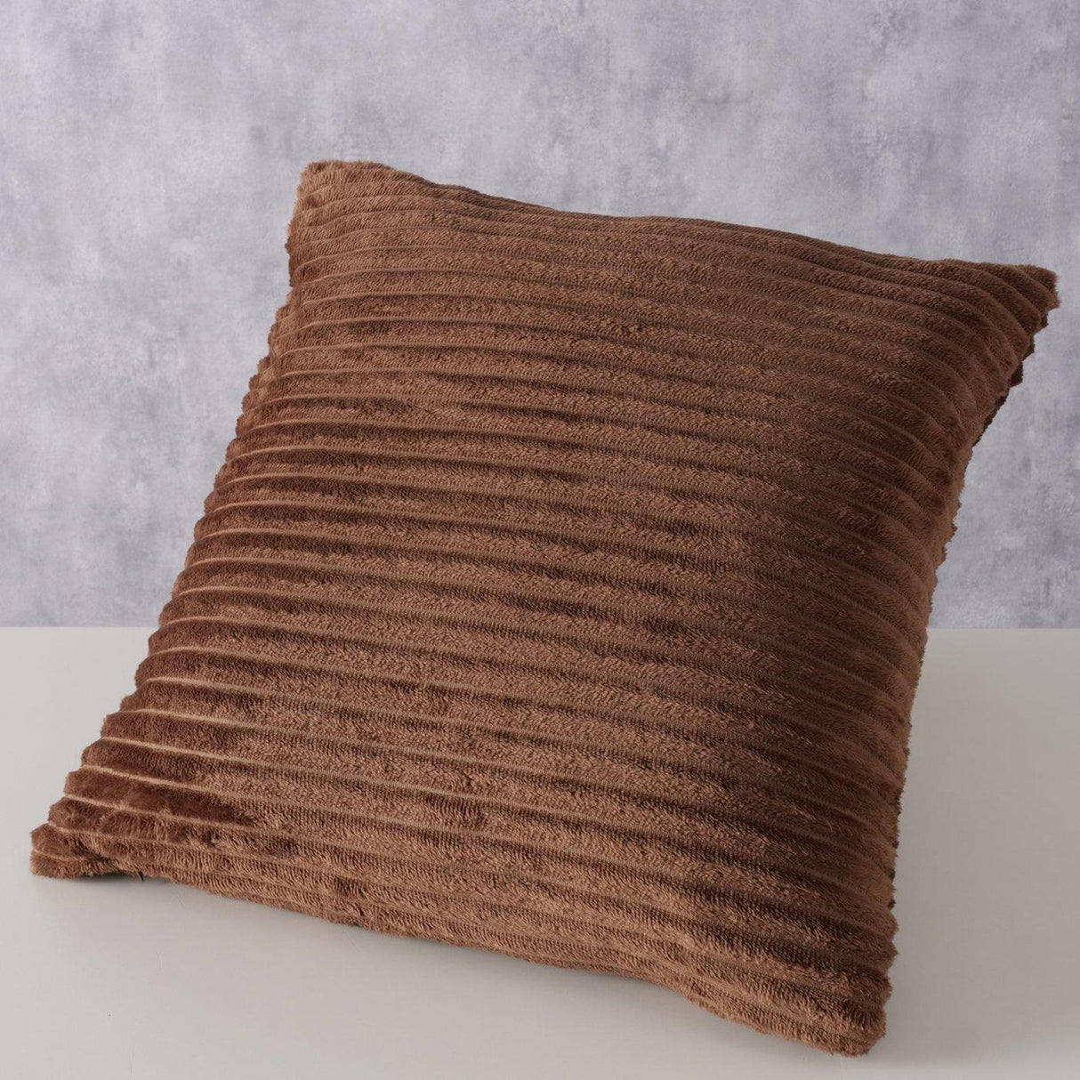 Boltze home kussen hygge polyester vierkant effen donkerbruin