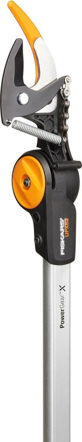 Fiskars Powergear™ x Beschneidungsgiraffe UPX82