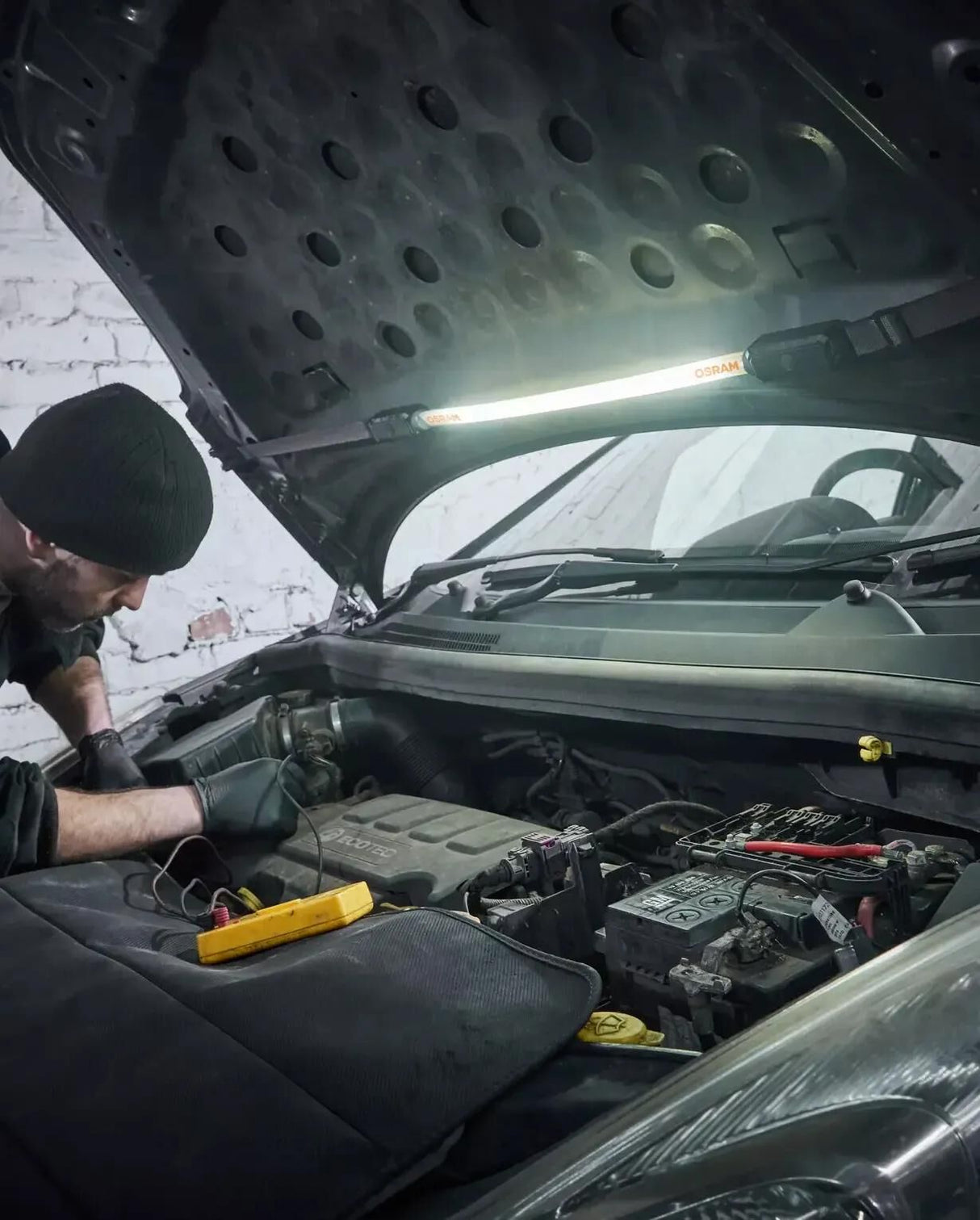 Osram Motorraumlampe LEDInspect flexible Inspektionsleuchte. Inspektionslampe flexibel
