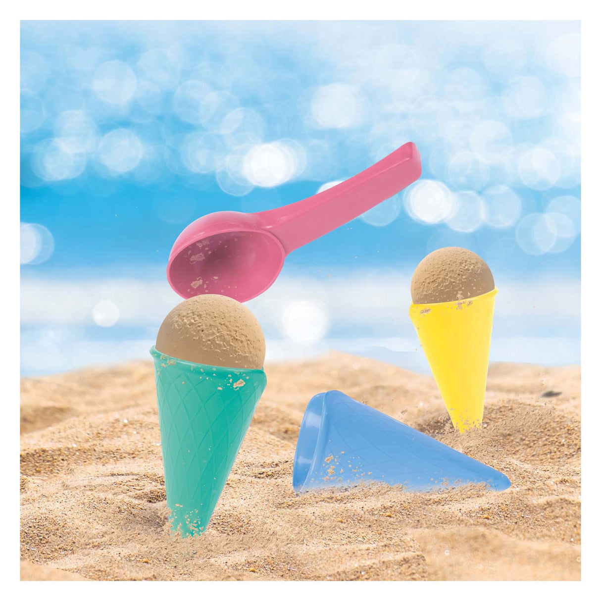 Toi-Toys spielen Strandeis mit 4 Eistüten und einem Löffel