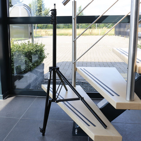 Falcon Eyes Lampstative mit einstellbarem Bein L-2440A B 240 cm