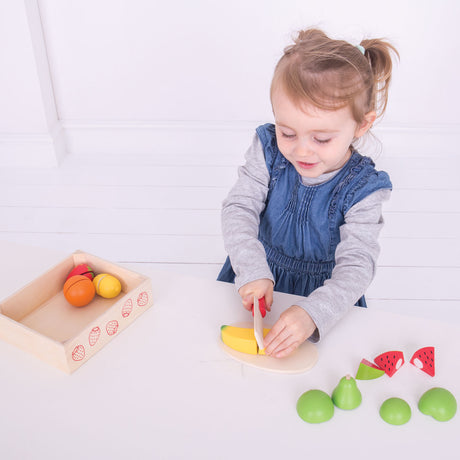 Bigjigs Toys Holzkiste mit Obst und Klettverschluss – mit Messer und Brett – Bigjigs – 18-teilig
