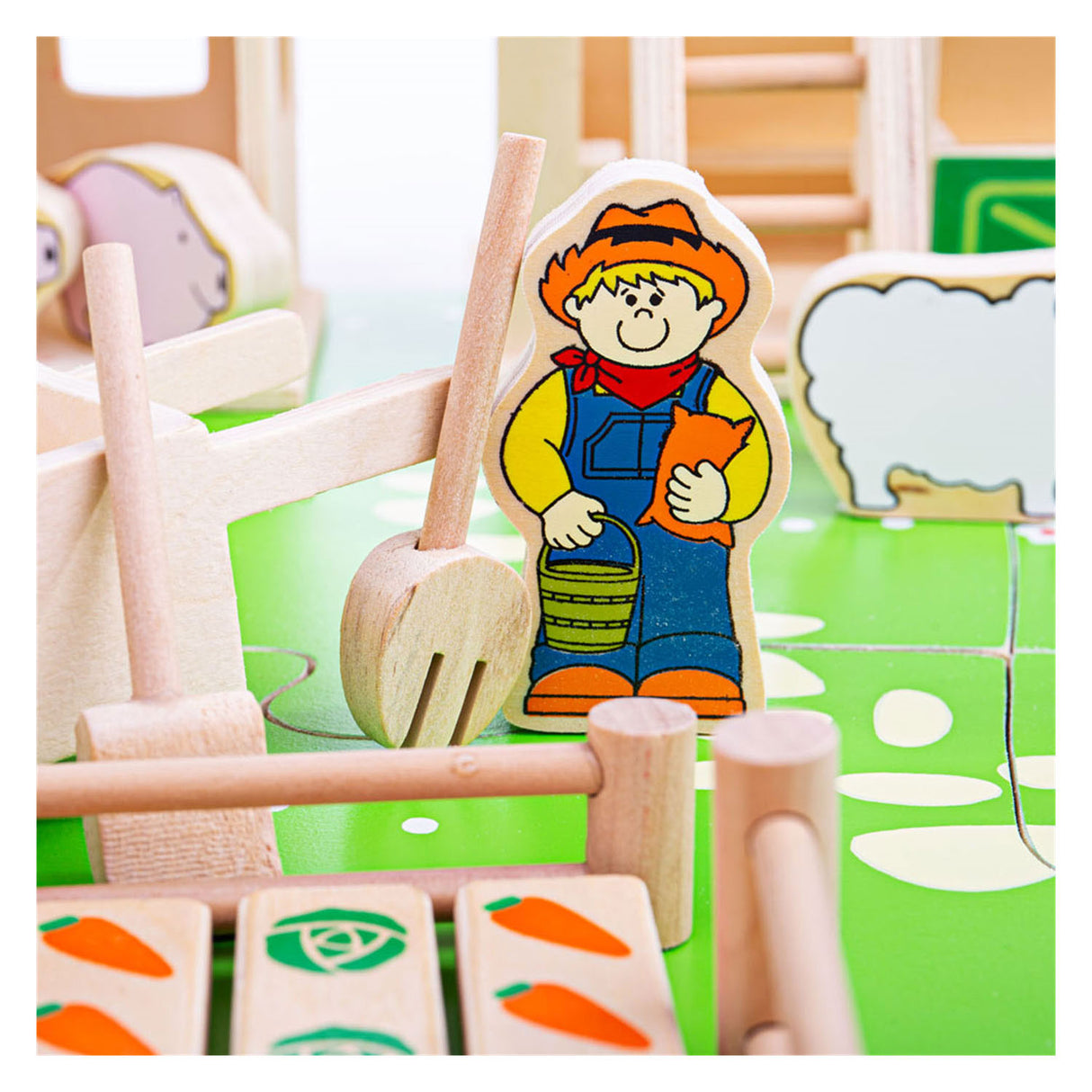 Bigjigs Wooden Play Farm avec accessoires, 48dlg.