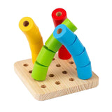 Wackeliges Steckbrett aus Holz von Bigjigs, 17-teilig.