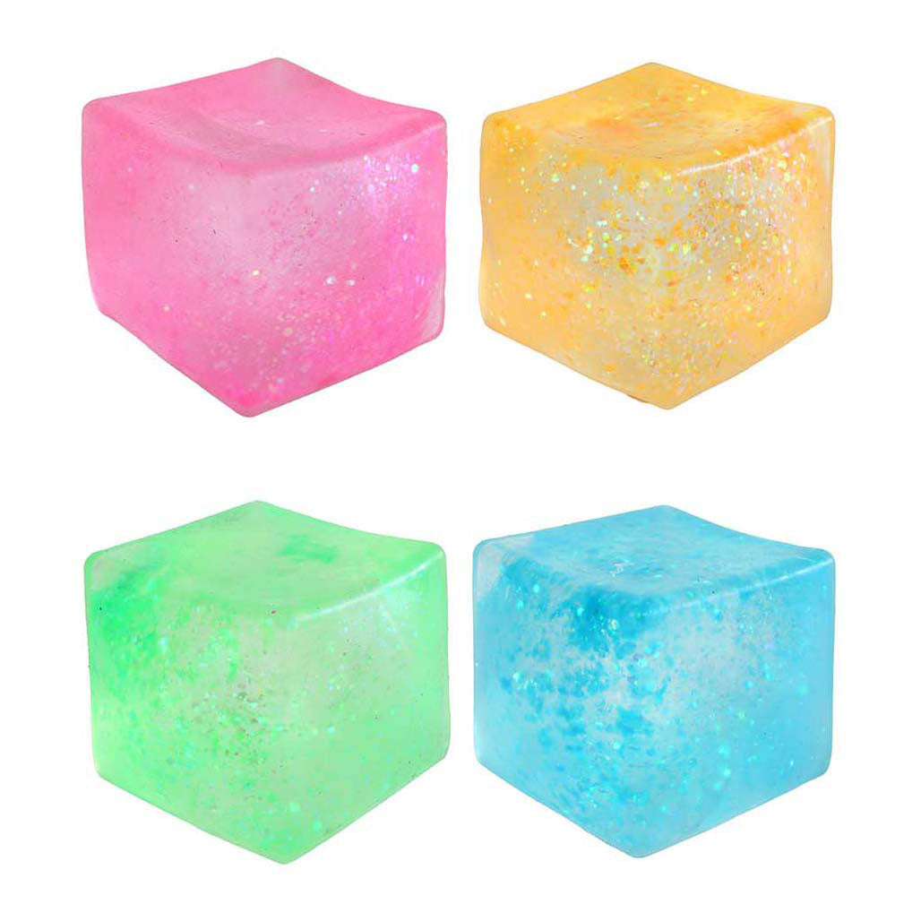 Mega-Zuckerwürfel 7x7x7cm auspressen