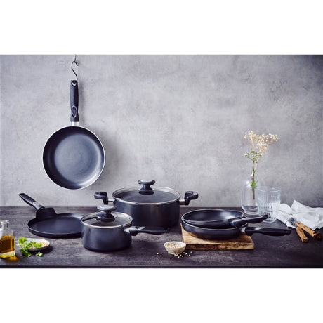 Beka Pro Induc Pfannkuchenpfanne mit Keramik-Antihaftbeschichtung – PFAS-frei – ø 24 cm