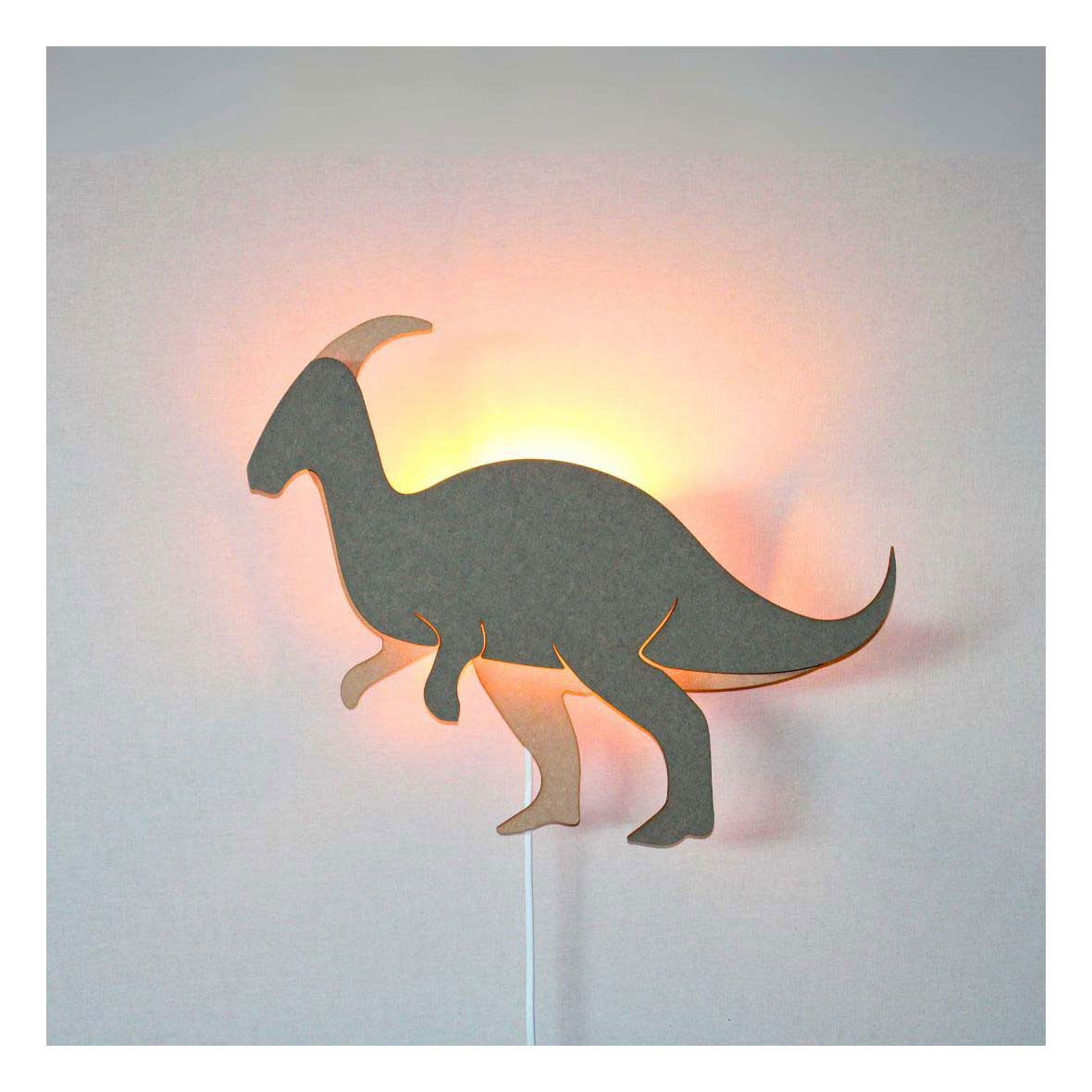 Aus Tjalle und Jaspis – Dino-Wandleuchte Parasaurolopus – Holz