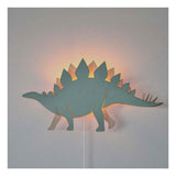 Von Tjalle und Jasper – Dino-Wandleuchte Stegosaurus – Holz