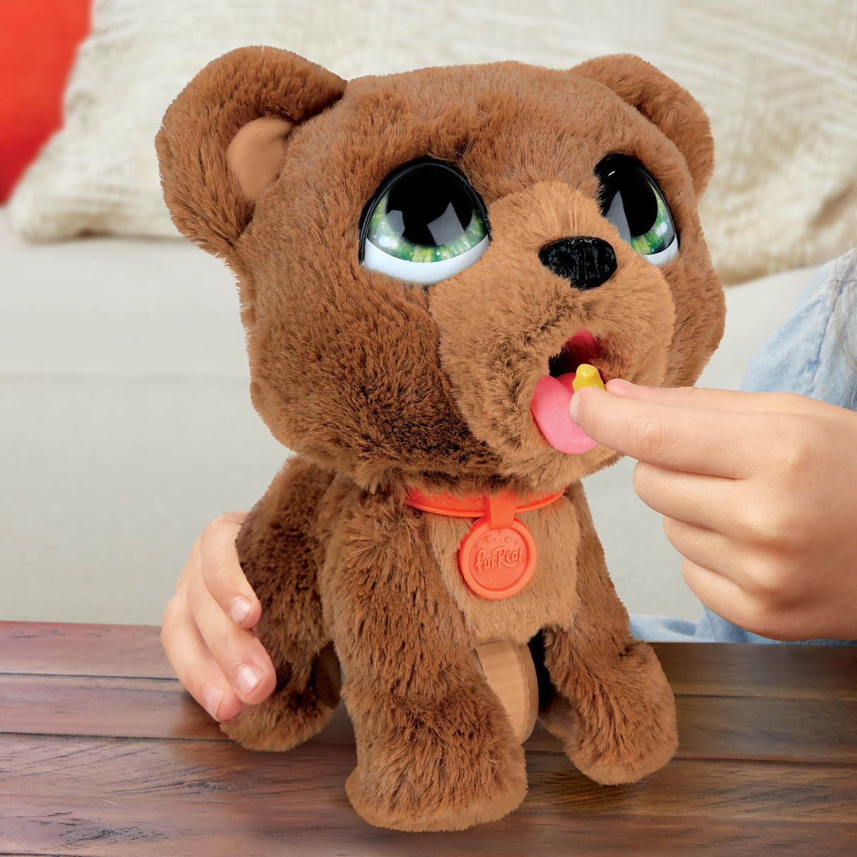 Spectron Furreal Poop-a-Lots Bär interaktives Tier