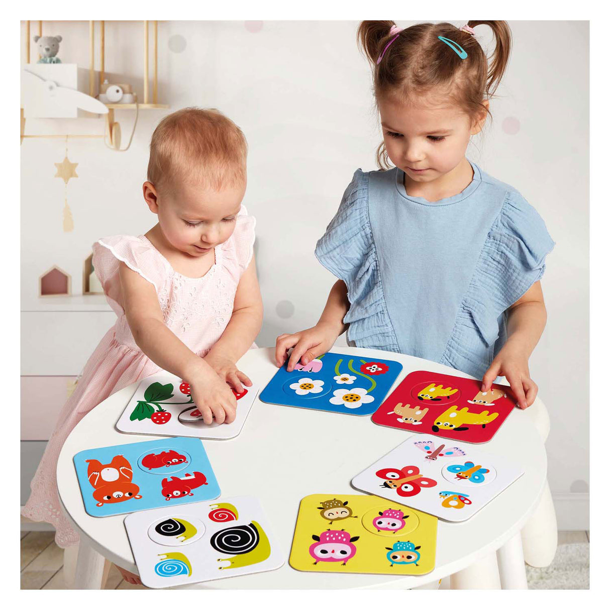 Bananenpanda – kontrastreiches Puzzle, das Gleiche findet – 8 Teile.