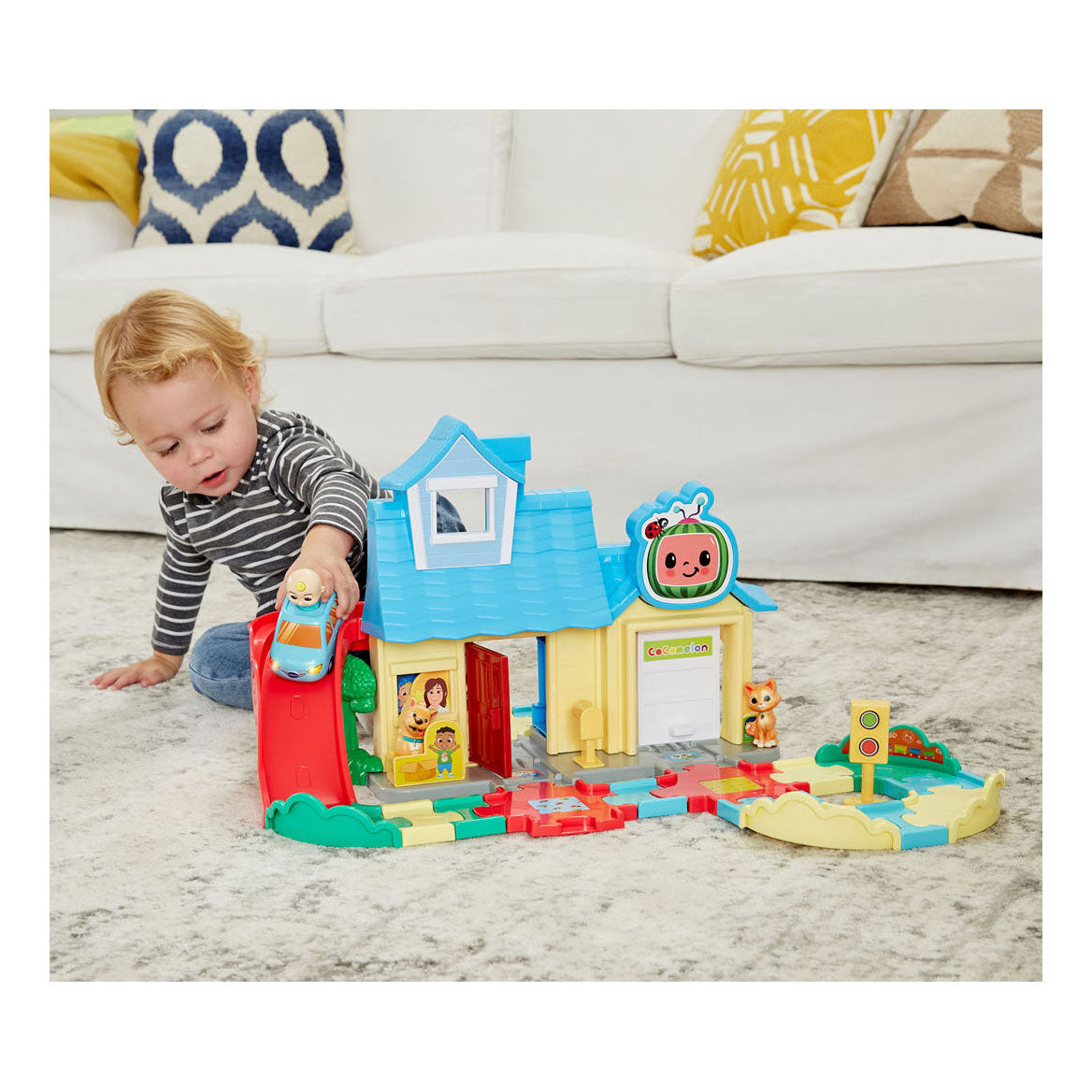 Vtech toet toet voitures cocomelon familial house