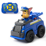 Paw Patrol – Verfolgungsjagd mit Polizeiauto – ferngesteuertes Spielzeugfahrzeug