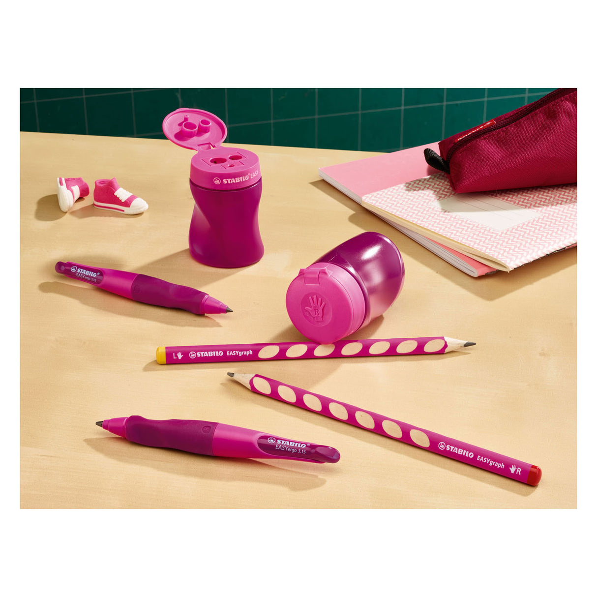 Stabilo Easysharpener 3 in 1 Bleistift schärfer auf der linken Rosa