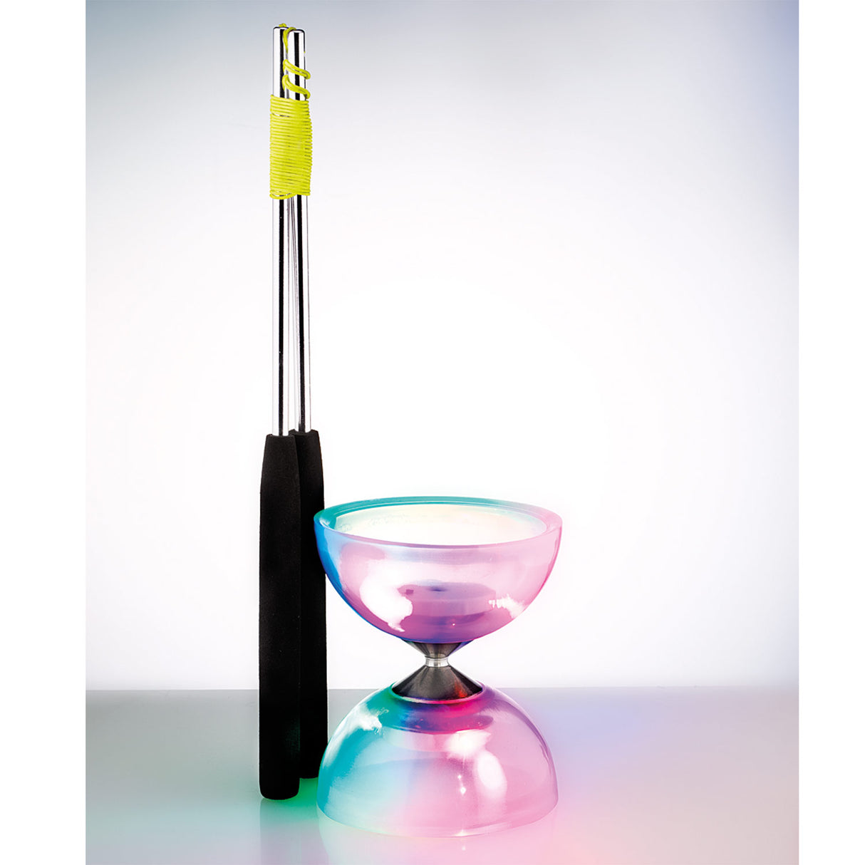 Eureka Diabolo with LED lighting and aluminum sticks