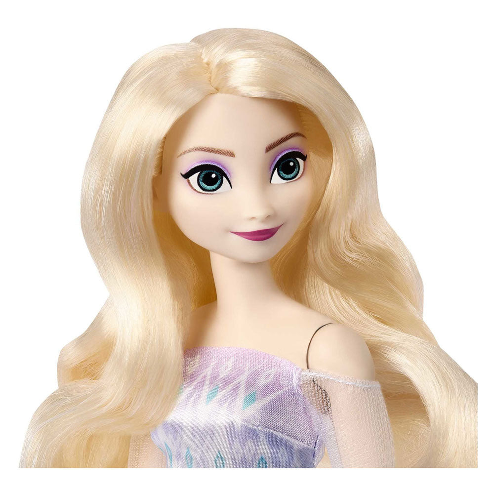 Mattel Frozen Anna in Elsa Fashion Dolls