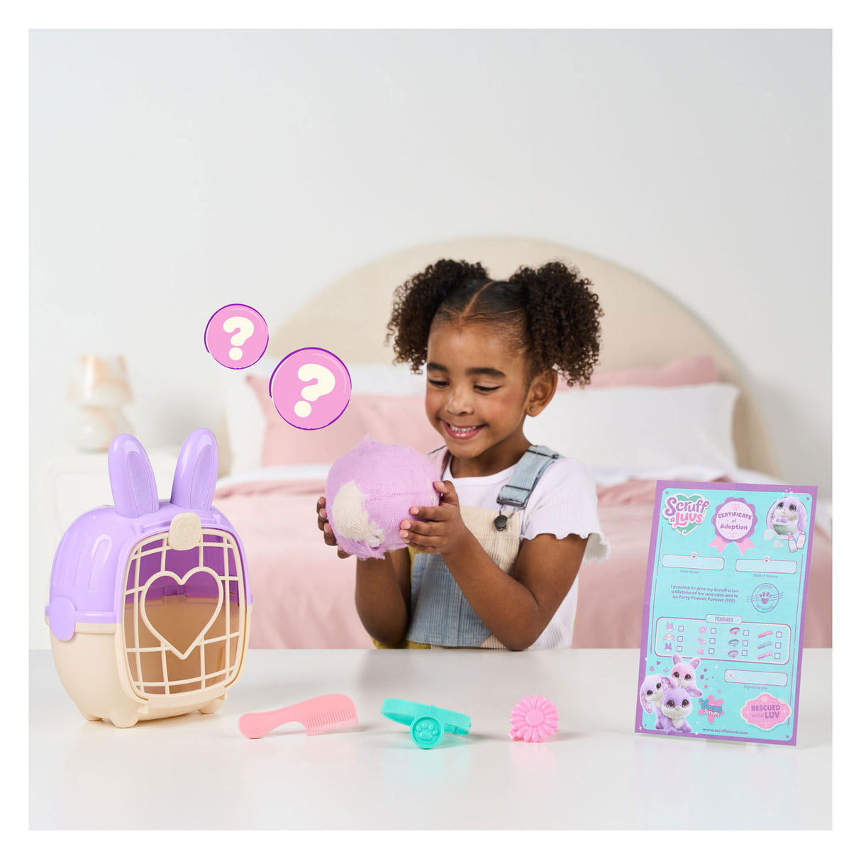 Moose toys scruff a luvs - paarse mystery knuffel in draagmand - konijntje