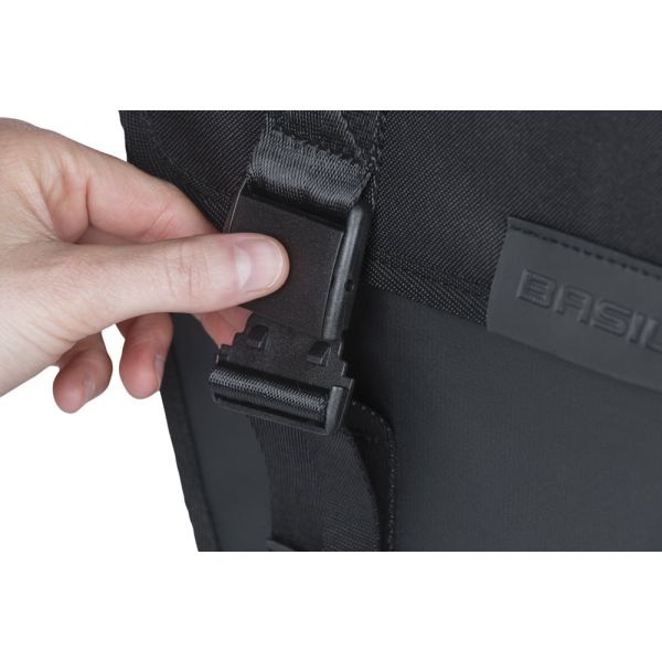 Basil Doppelte Fahrradtasche Tour wasserdicht mik 28 Liter 14 x 29 x 30 cm (2x) - schwarz
