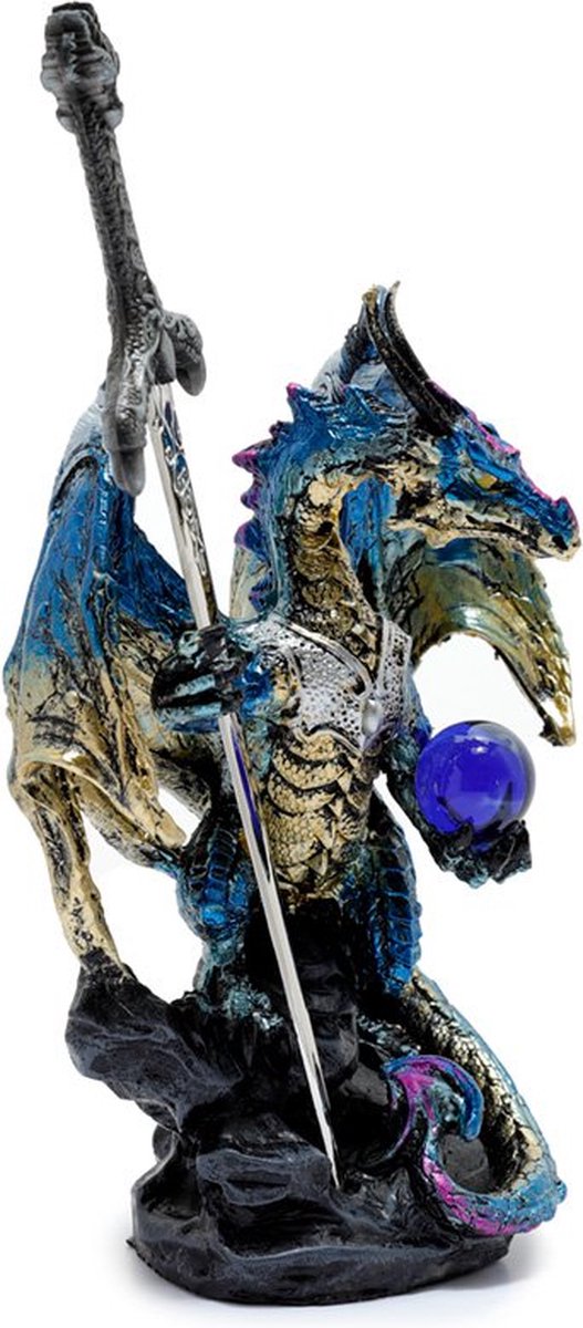 Dunkle Legenden stürmen den Magier-Krieger-Drachen