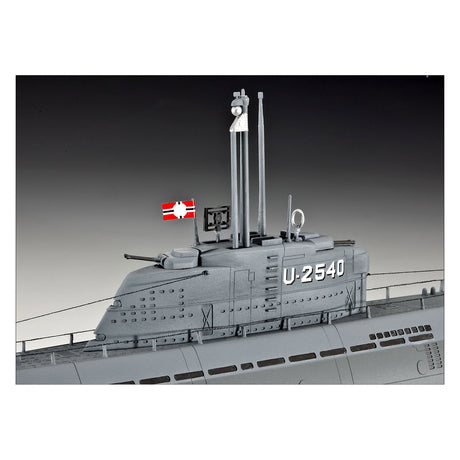 Revell U -Boot Typ XXI U 2540