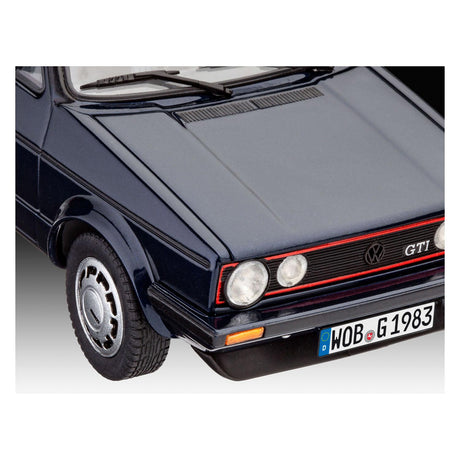 Revell Geschenkset Volkswagen Golf GTI Pirelli Modellkonstruktion