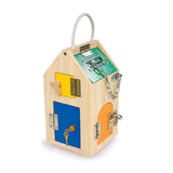 Kleines Fußhölzernhaus aus Holz