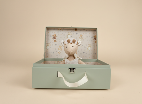Kuscheltier Leonie die Giraffe Geschenkbox