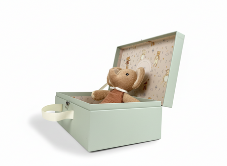 Kuscheliger Elefant, die Ollie-Geschenkbox.