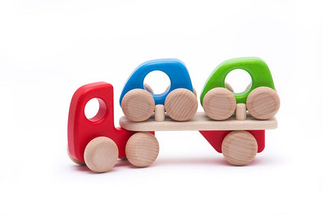 Bajo-Autotransporter aus Holz. 21x5,2x10,5