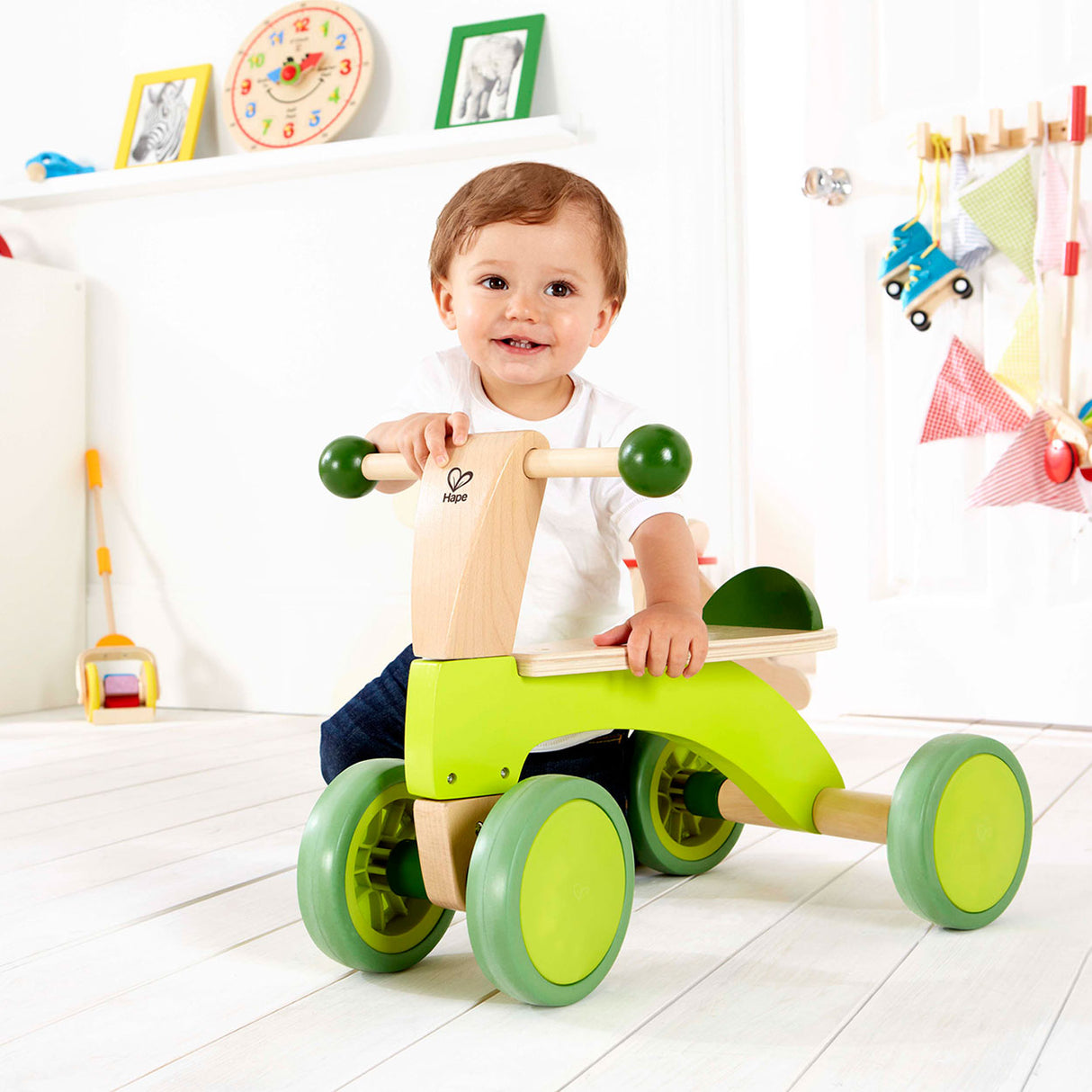 Hape Scoot-Around Junior Green