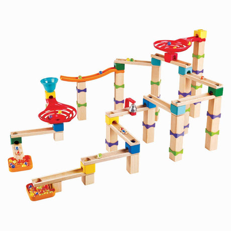 Hape Kugelbahn Holz – 128-teilige Kugelbahn aus Holz mit Spiralen, Glocke und 40 Murmeln, ab 3 Jahren