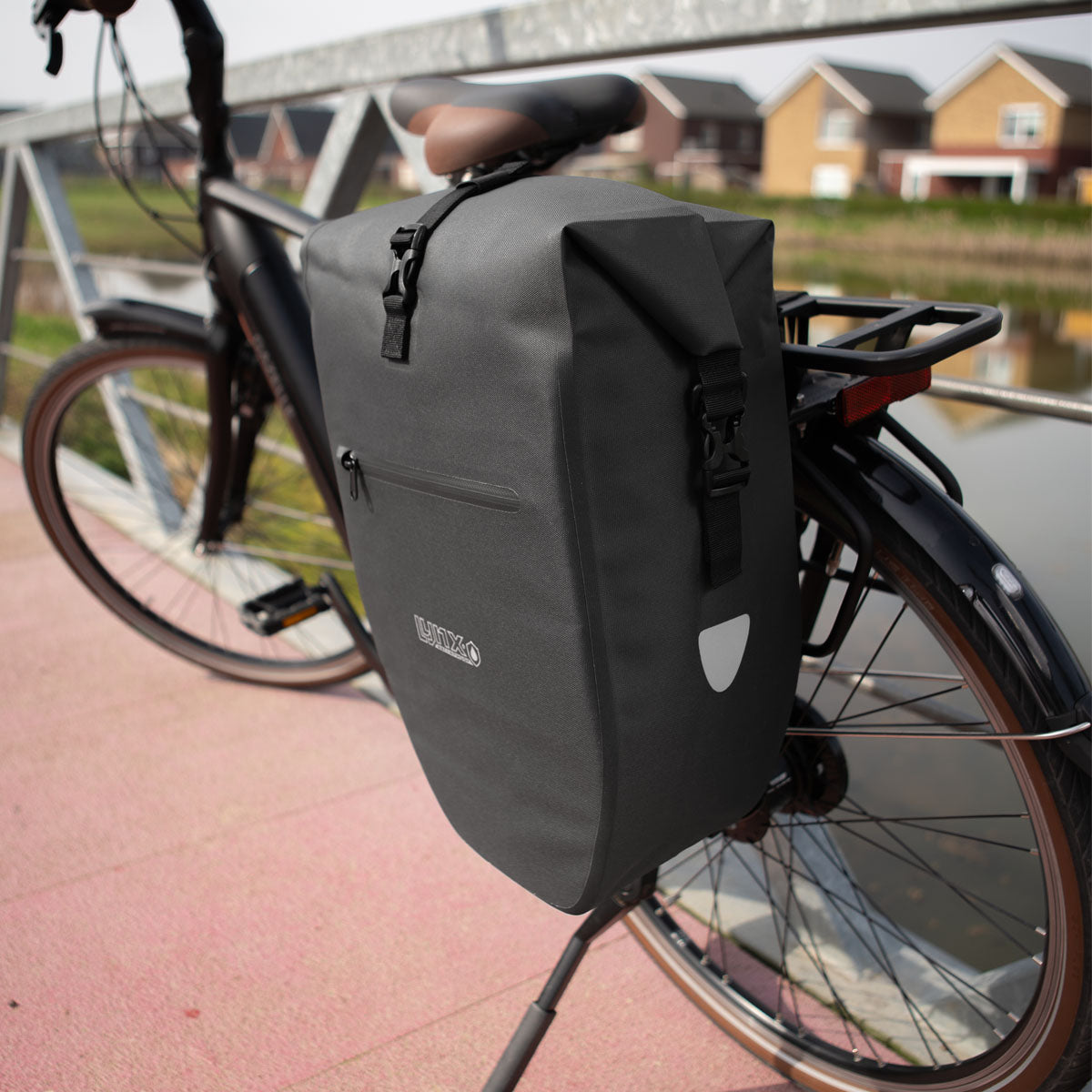Lynx Fahrradtasche Single TPU 28L schwarz wasserdicht E-Bike Hayes
