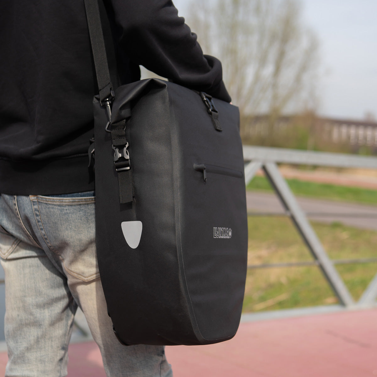 Lynx Fahrradtasche Single TPU 28L blau wasserdicht E-Bike Hayes